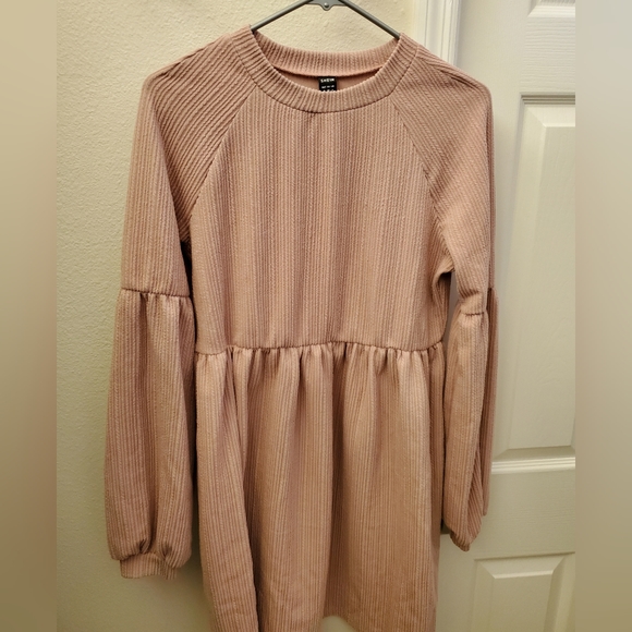 SHEIN LIGHT PINK LONG SLEEVES DRESS - Picture 6 of 7